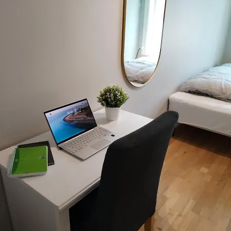 Downtown, Free Parking, 4 Bedrooms, Nordnes, Bryggen, شقة *