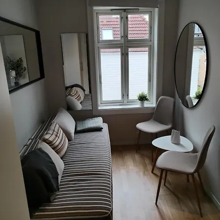 Downtown, Free Parking, 4 Bedrooms, Nordnes, Bryggen, شقة برغن