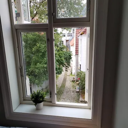 Downtown, Free Parking, 4 Bedrooms, Nordnes, Bryggen, شقة *