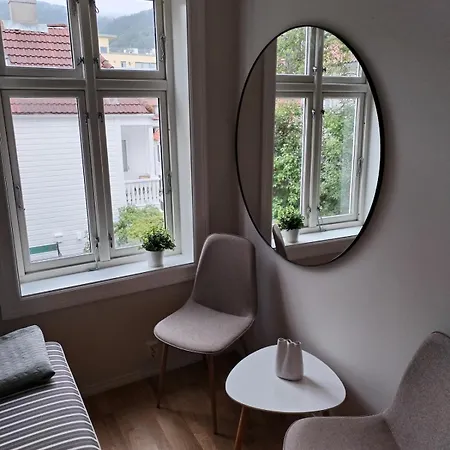 شقة Downtown, Free Parking, 4 Bedrooms, Nordnes, Bryggen,
